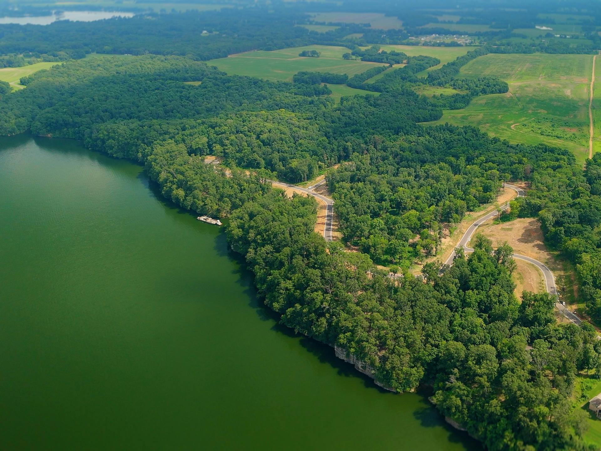 Lake Ridge on Wilson Lake, Muscle Shoals, AL | ©American Land Holdings